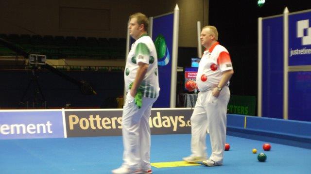Darren Burnett v Robert Paxton